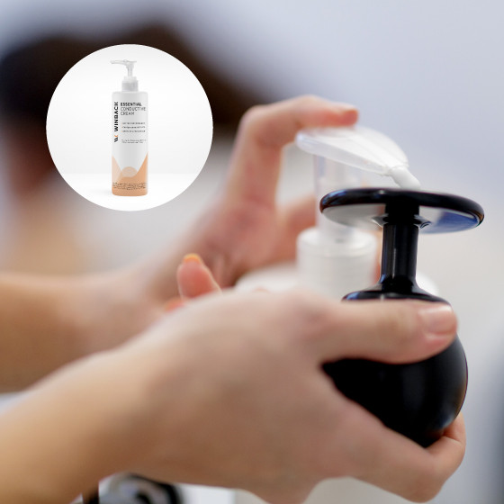 Application de la Crème conductrice Tecar & Thermo-Cryo 1000 mL - Winback (Essential Cream for professionnal HF massage)